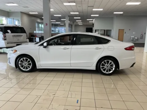 More photos of 2020 Ford Fusion Hybrid SE at Acura of Overland Park, KS