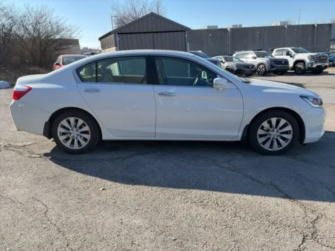More photos of 2014 Honda Accord Sedan EX-L at Acura of Overland Park, KS