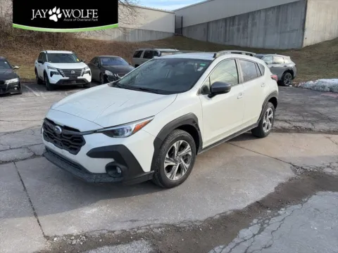 White 2024 Subaru Crosstrek Premium for sale in Overland Park, KS