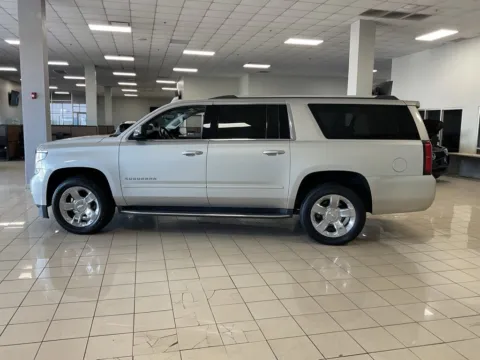 More photos of 2017 Chevrolet Suburban Premier at Acura of Overland Park, KS