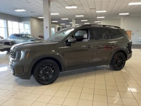 More photos of 2024 Kia Telluride SX X-Line at Acura of Overland Park, KS