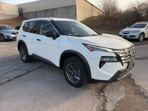 Another view of 2024 Nissan Rogue S for sale in Overland Park, KS at Acura of Overland Park