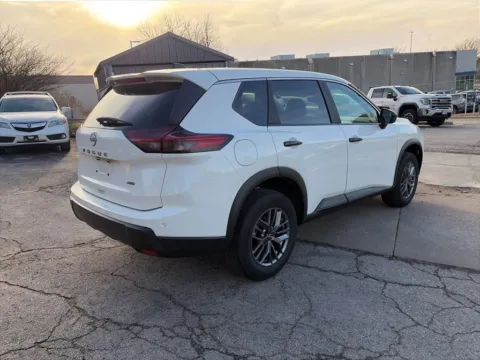 More photos of 2024 Nissan Rogue S at Acura of Overland Park, KS