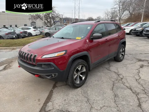 Red 2014 Jeep Cherokee Trailhawk for sale in Overland Park, KS