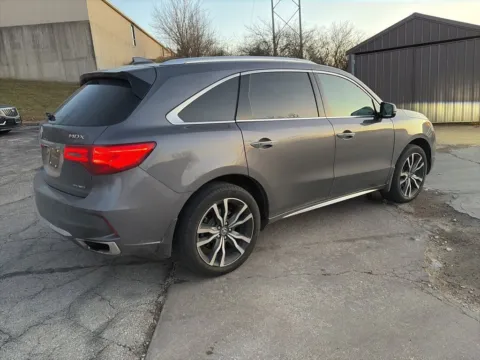More photos of 2020 Acura MDX w/Advance Pkg at Acura of Overland Park, KS
