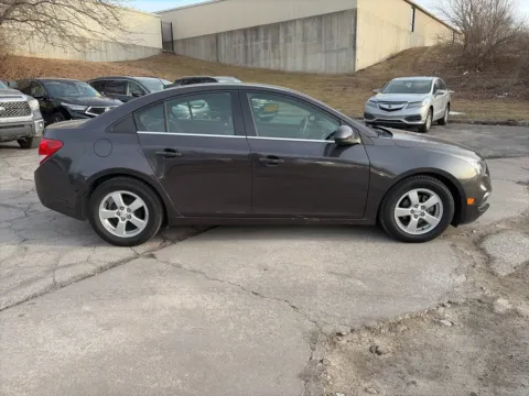 More photos of 2016 Chevrolet Cruze Limited LT at Acura of Overland Park, KS