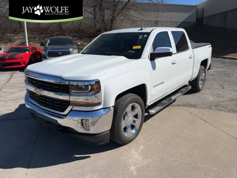 White 2018 Chevrolet Silverado 1500 LT for sale in Overland Park, KS