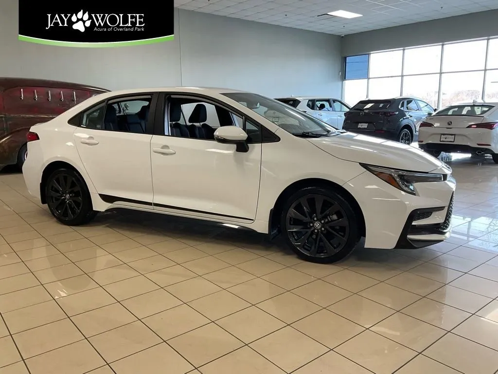 2023 Toyota Corolla SE for sale in Overland Park, KS