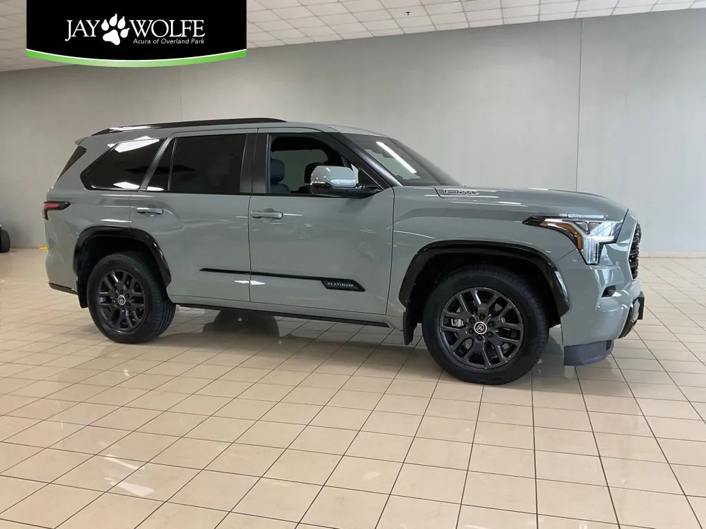 2024 Toyota Sequoia Platinum for sale in Overland Park, KS