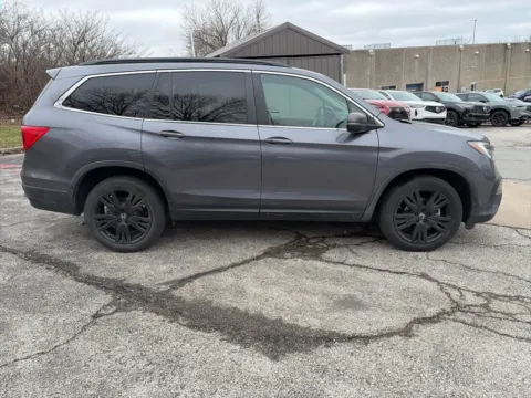 More photos of 2022 Honda Pilot Special Edition at Acura of Overland Park, KS