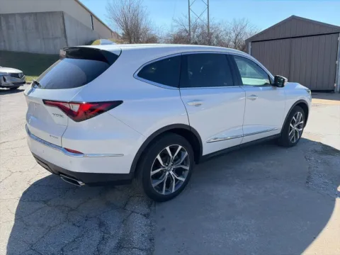 More photos of 2023 Acura MDX w/Technology Package at Acura of Overland Park, KS