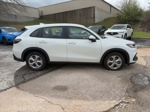 More photos of 2024 Honda HR-V LX at Acura of Overland Park, KS