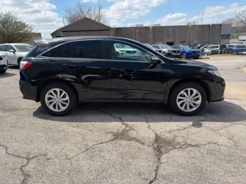 More photos of 2016 Acura RDX at Acura of Overland Park, KS
