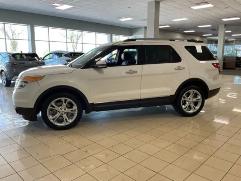 More photos of 2015 Ford Explorer Limited at Acura of Overland Park, KS