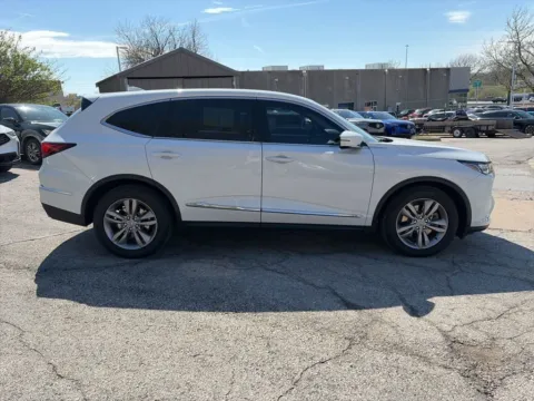 More photos of 2023 Acura MDX 3.5L at Acura of Overland Park, KS