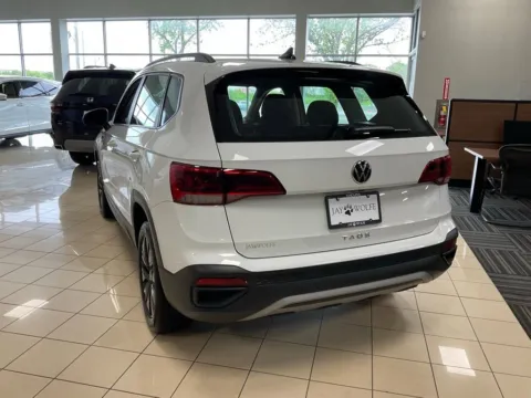 More photos of 2023 Volkswagen Taos S at Acura of Overland Park, KS