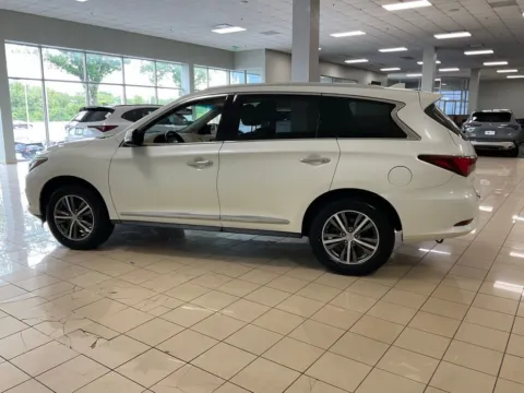 More photos of 2016 INFINITI QX60 at Acura of Overland Park, KS