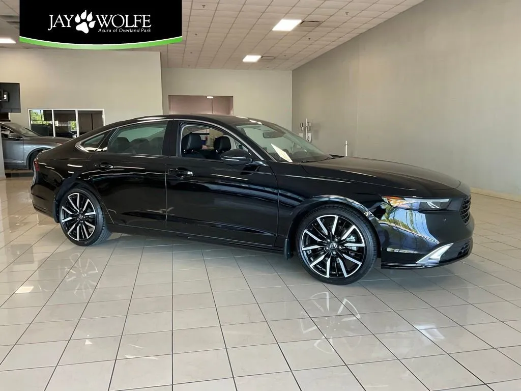 2024 Honda Accord Hybrid Touring for sale in Overland Park, KS