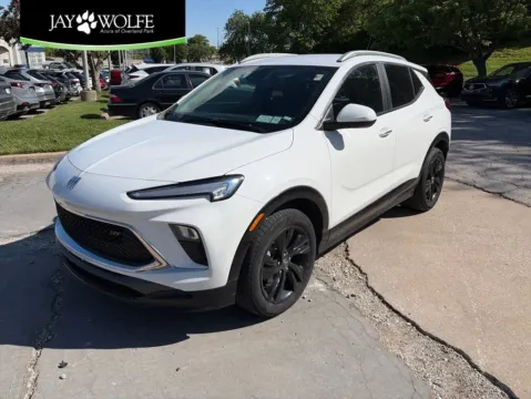 White 2024 Buick Encore GX Sport Touring for sale in Overland Park, KS