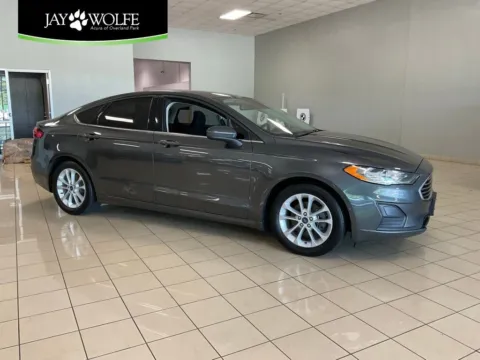 Gray 2019 Ford Fusion SE for sale in Overland Park, KS