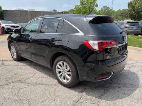 More photos of 2016 Acura RDX at Acura of Overland Park, KS