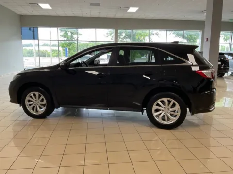 More photos of 2016 Acura RDX at Acura of Overland Park, KS