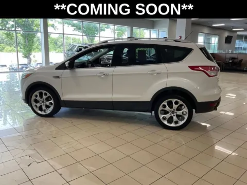 More photos of 2013 Ford Escape Titanium at Acura of Overland Park, KS