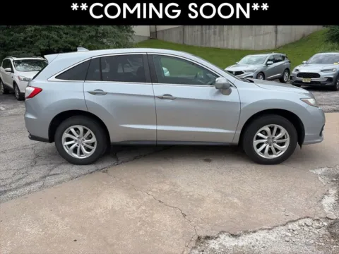 More photos of 2017 Acura RDX at Acura of Overland Park, KS