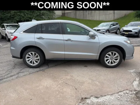 More photos of 2017 Acura RDX at Acura of Overland Park, KS