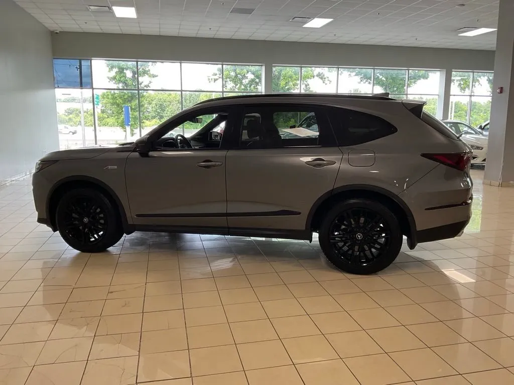 Acura MDX photo 5