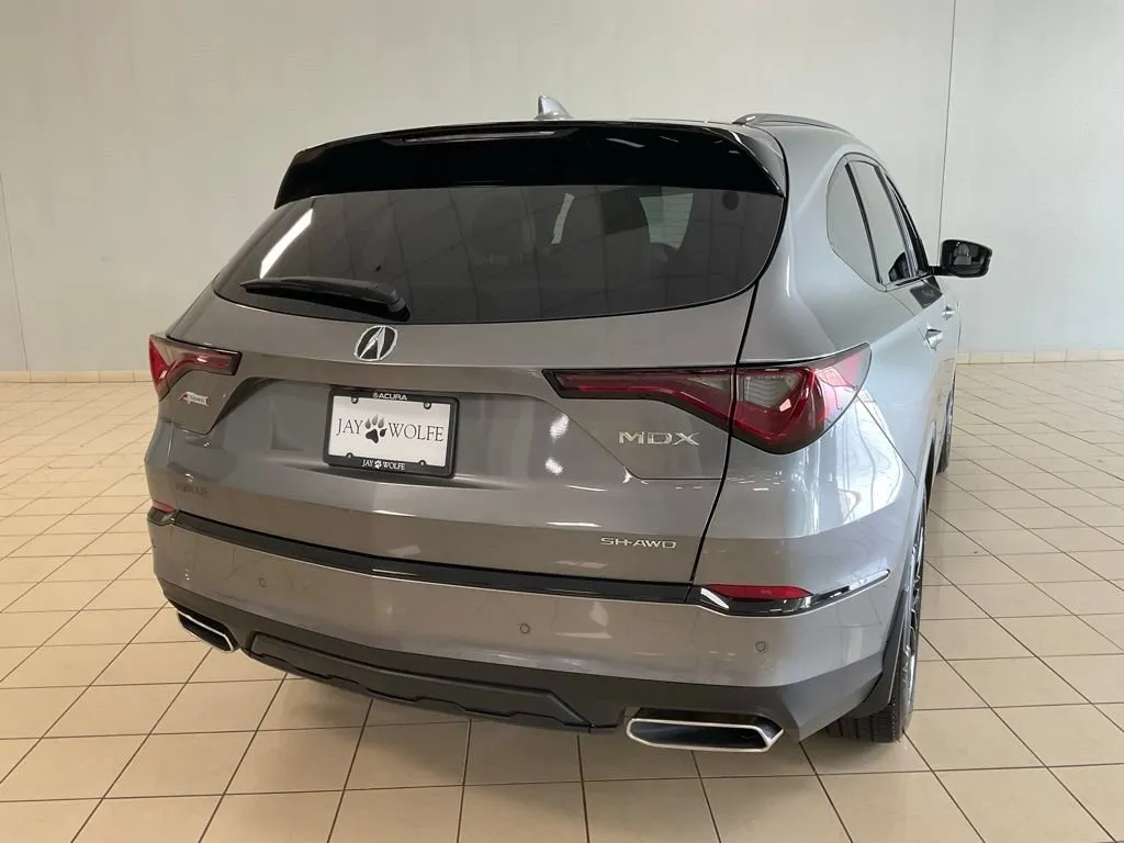 Acura MDX photo 6