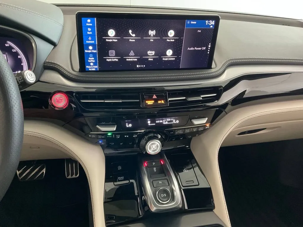 Acura MDX photo 16