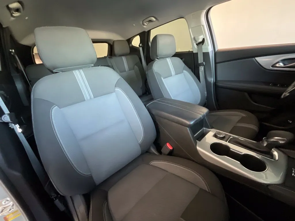 Chevrolet Blazer photo 20