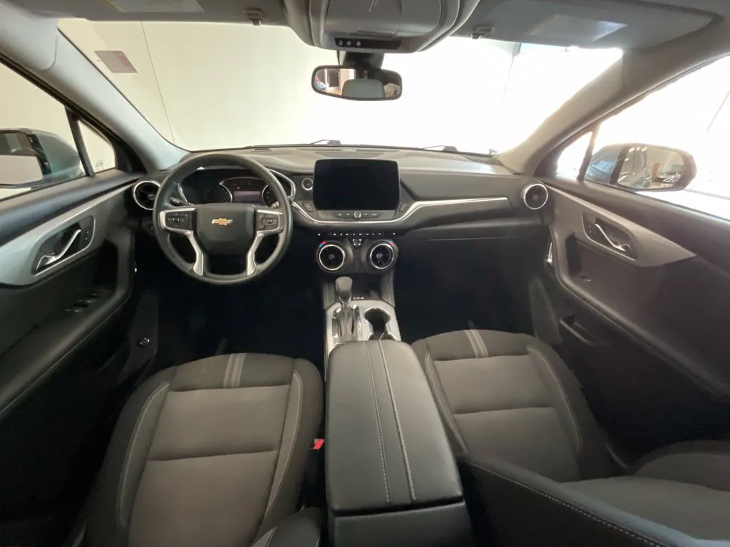 Chevrolet Blazer photo 9