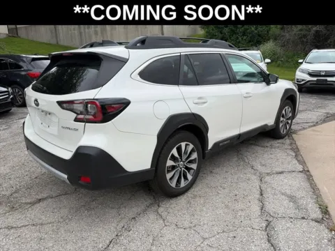More photos of 2024 Subaru Outback Limited at Acura of Overland Park, KS