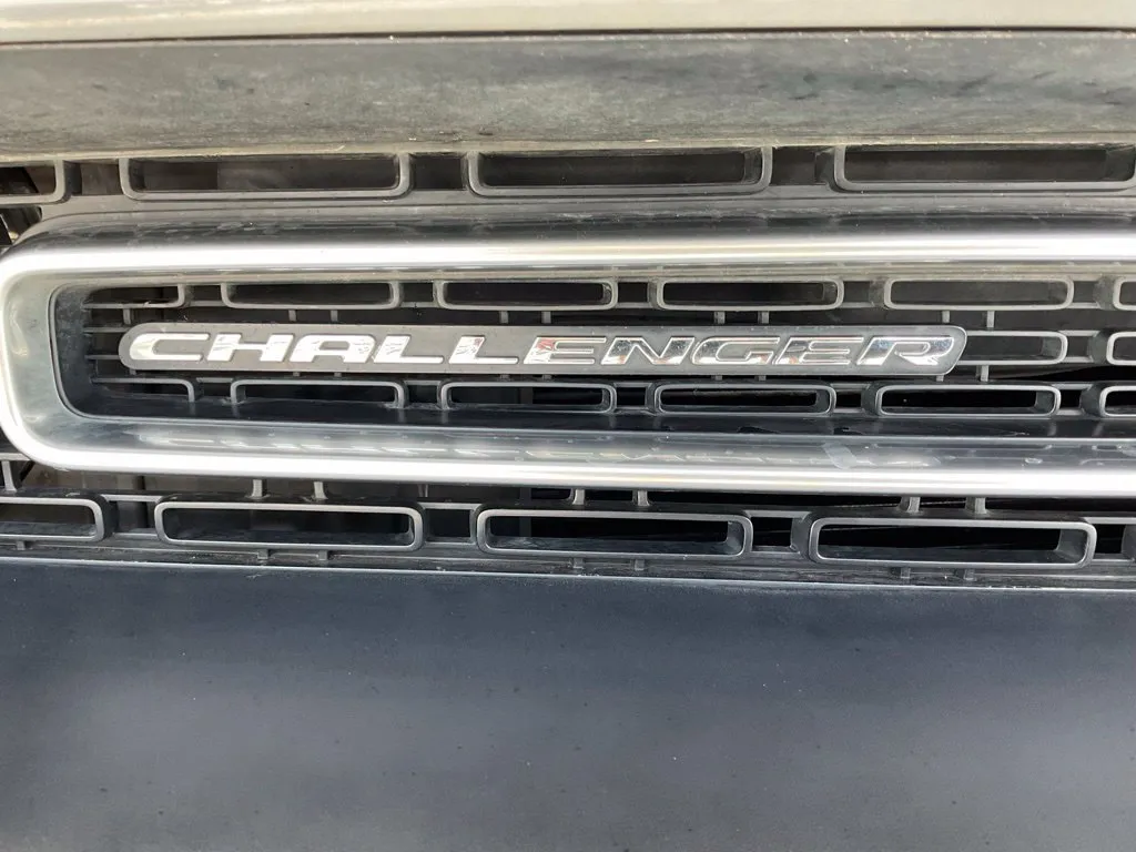 Dodge Challenger photo 20