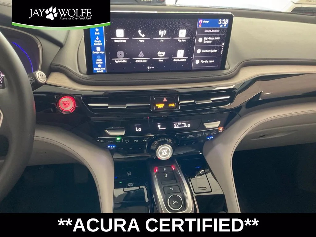 Acura MDX photo 16