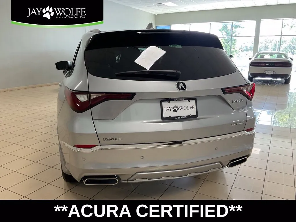 Acura MDX photo 6