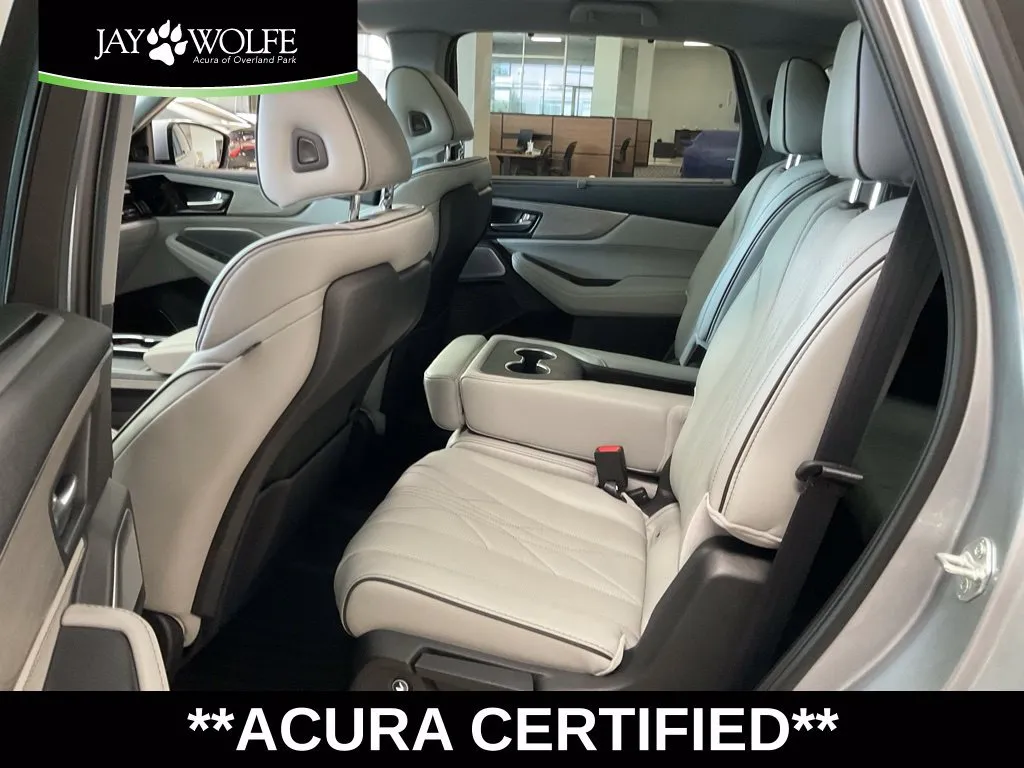 Acura MDX photo 25