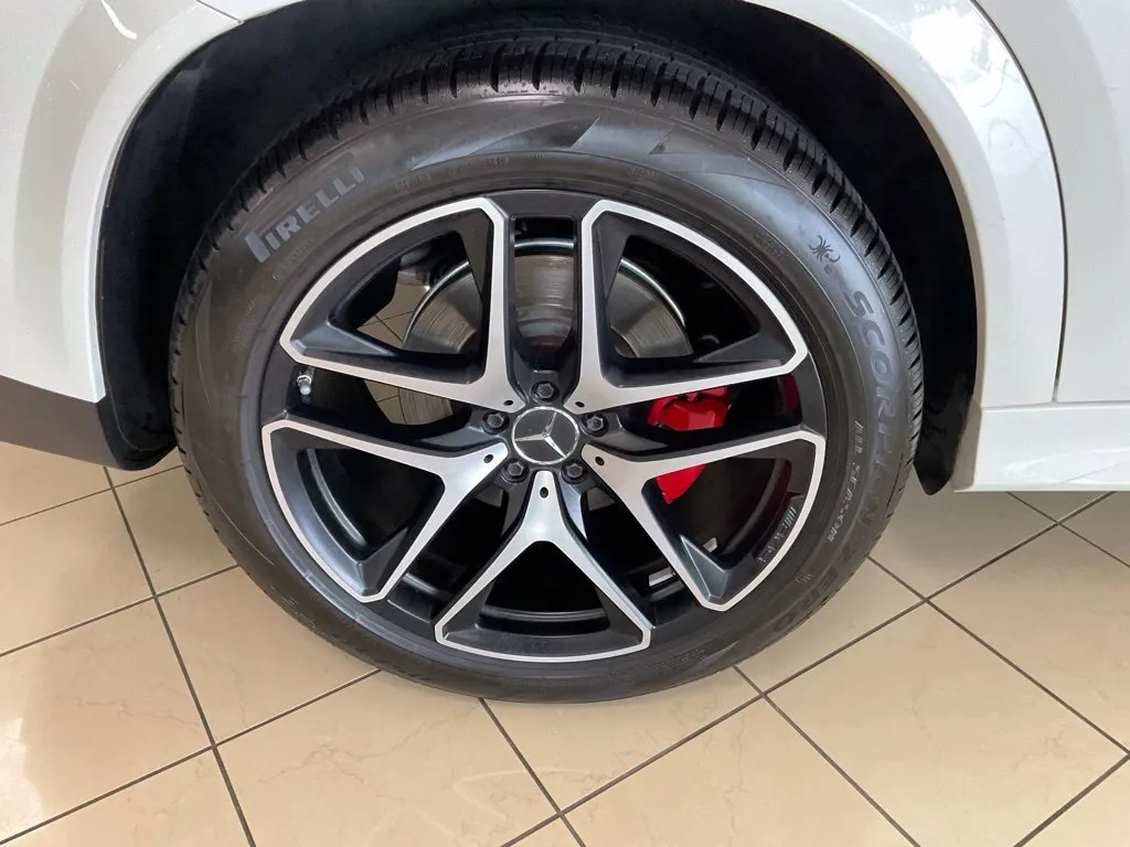 Mercedes-Benz GLE photo 7