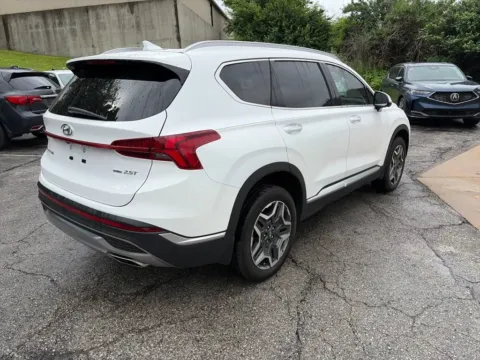 More photos of 2023 Hyundai Santa Fe Limited at Acura of Overland Park, KS