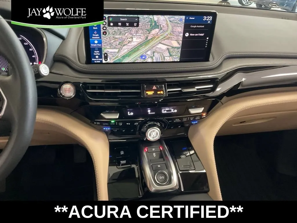 Acura MDX photo 16