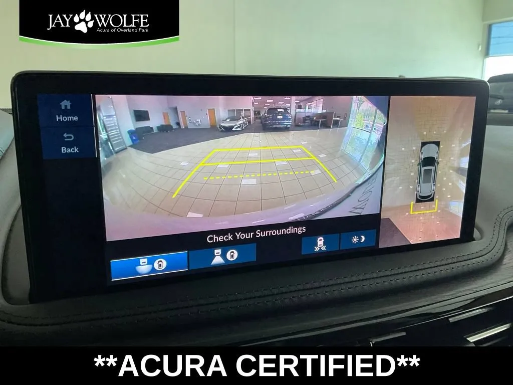 Acura MDX photo 18