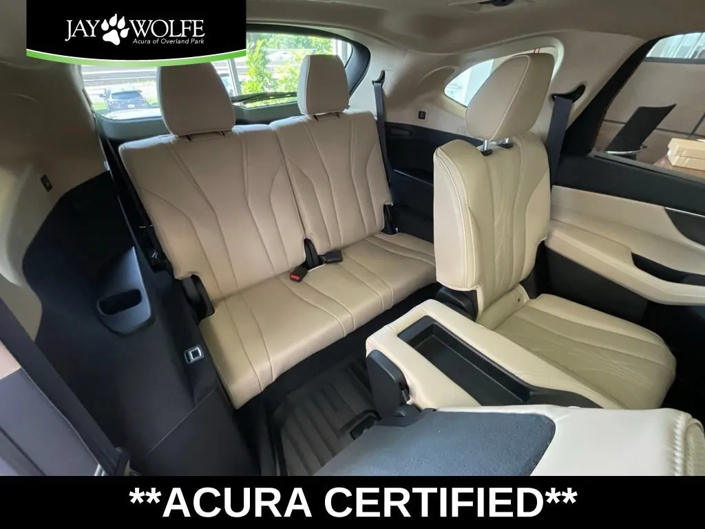 Acura MDX photo 24