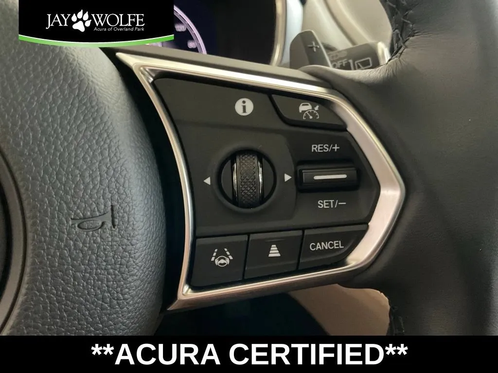 Acura MDX photo 14