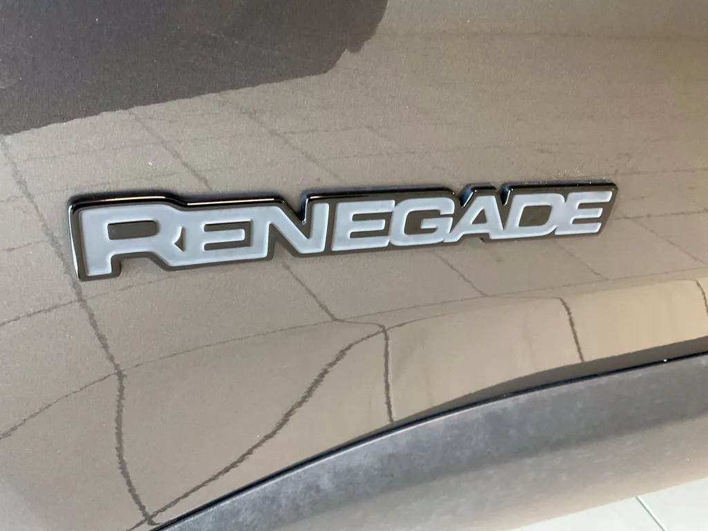 Jeep Renegade photo 24