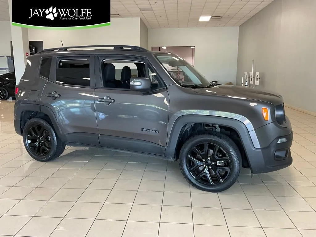 Gray 2018 Jeep Renegade Altitude for sale in Overland Park, KS