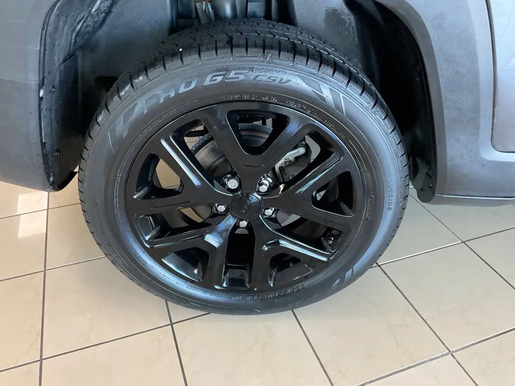 Jeep Renegade photo 8