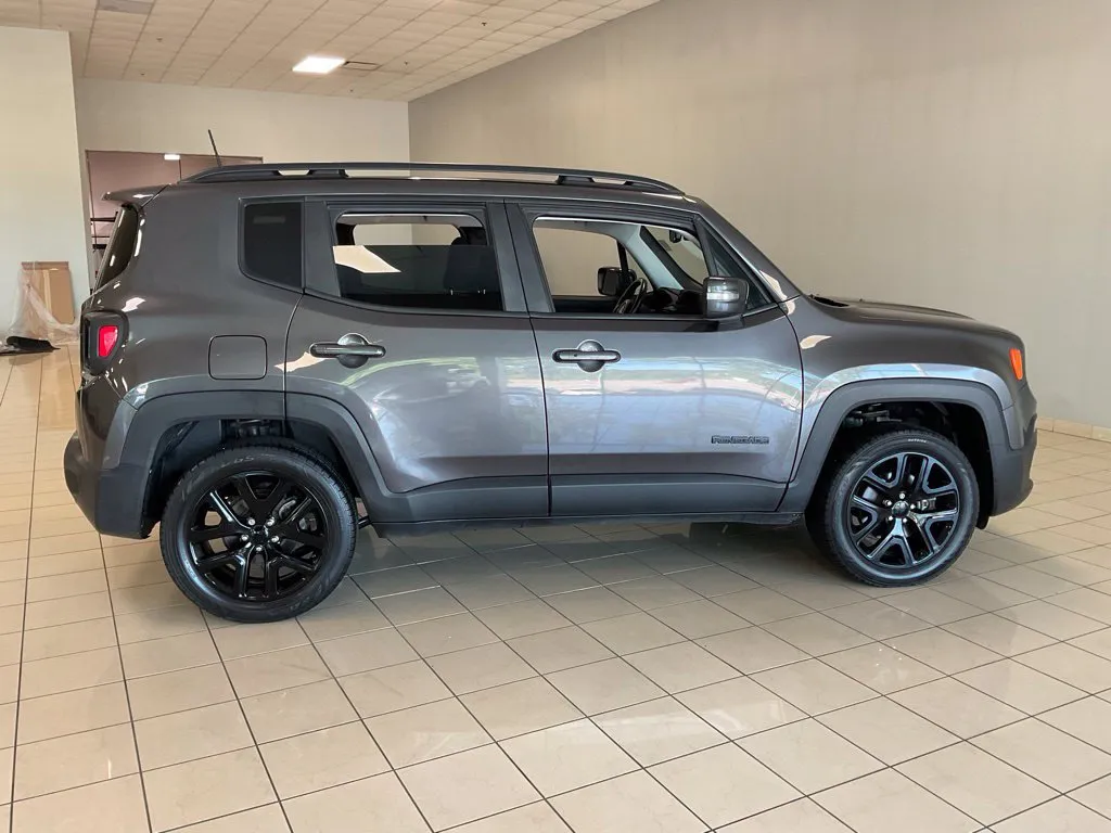 Jeep Renegade photo 7