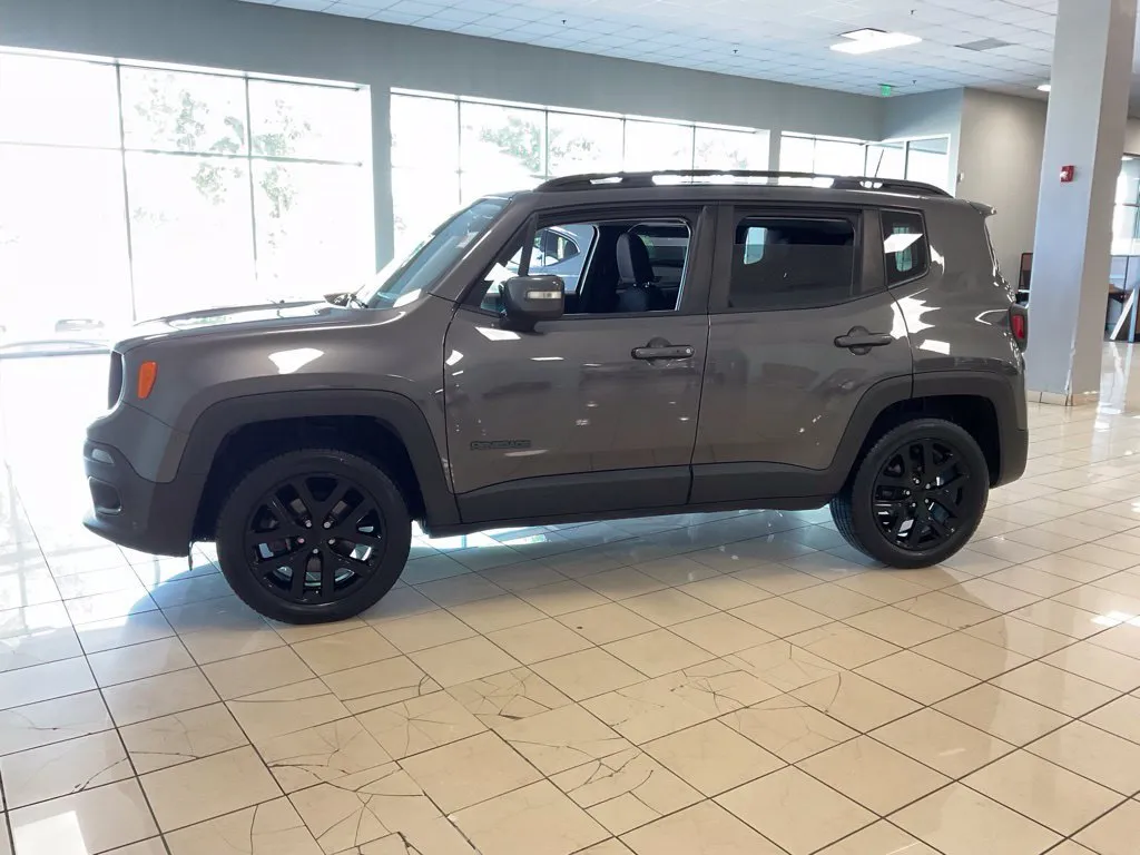 Jeep Renegade photo 4